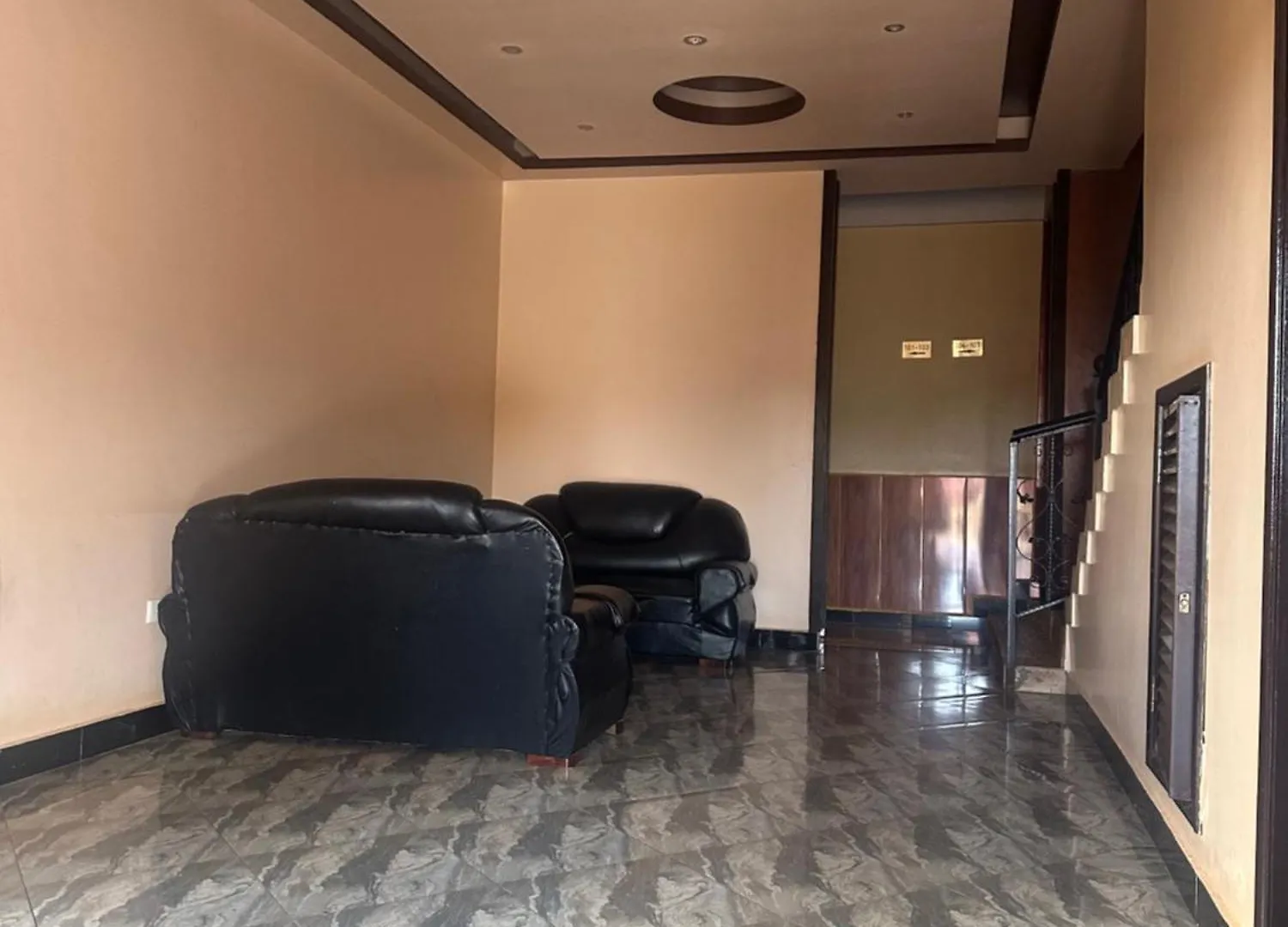 Kibuli Beijing Hotel Кампала
