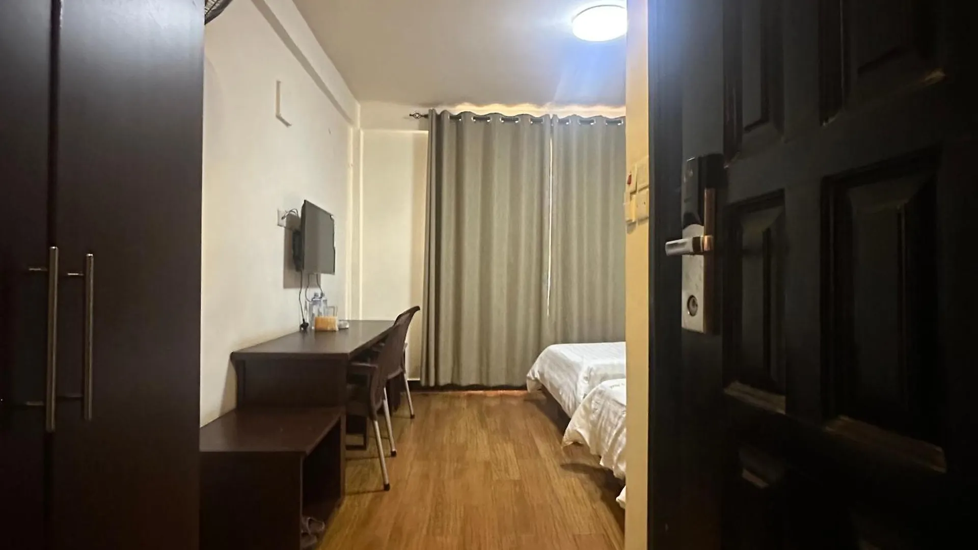 Kibuli Beijing Hotel Кампала Уганда